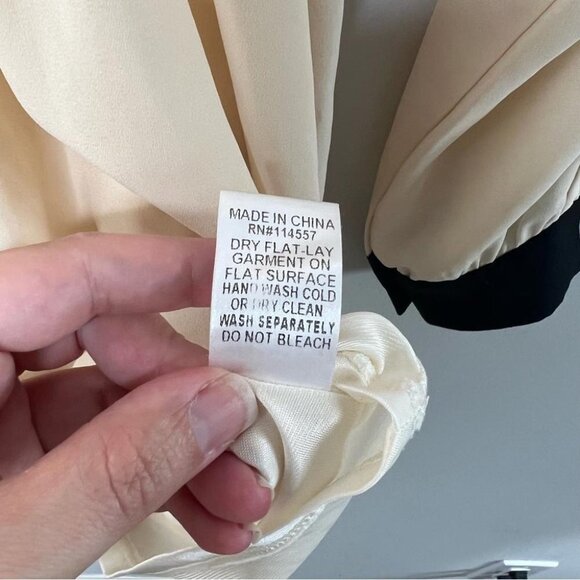 THML Womens Size Small Long Sleeve Blouson Dress Cream Black V Neckline Neutral - Picture 9 of 10